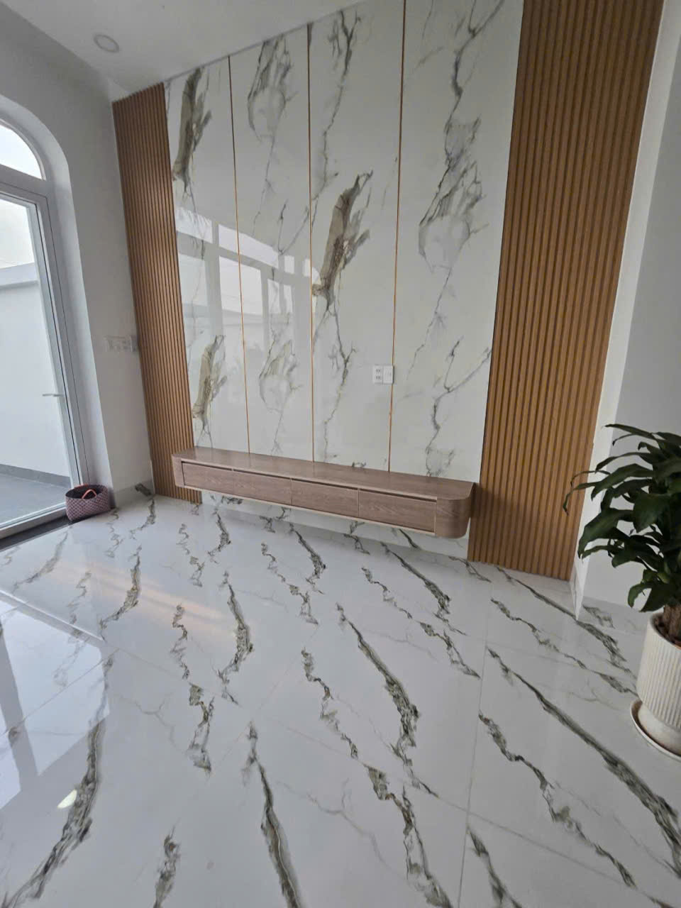 Bán 2 nhà mới xây Phước Vân dt 115m2 , 1 lầu,4pn,3wc hướng Đông Bắc giá 2,75 tỷ / căn 2