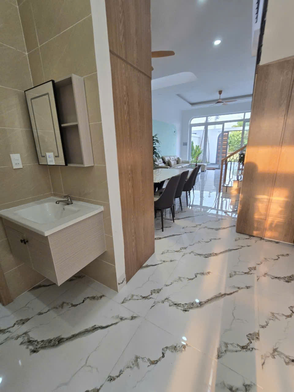 Bán 2 nhà mới xây Phước Vân dt 115m2 , 1 lầu,4pn,3wc hướng Đông Bắc giá 2,75 tỷ / căn 6