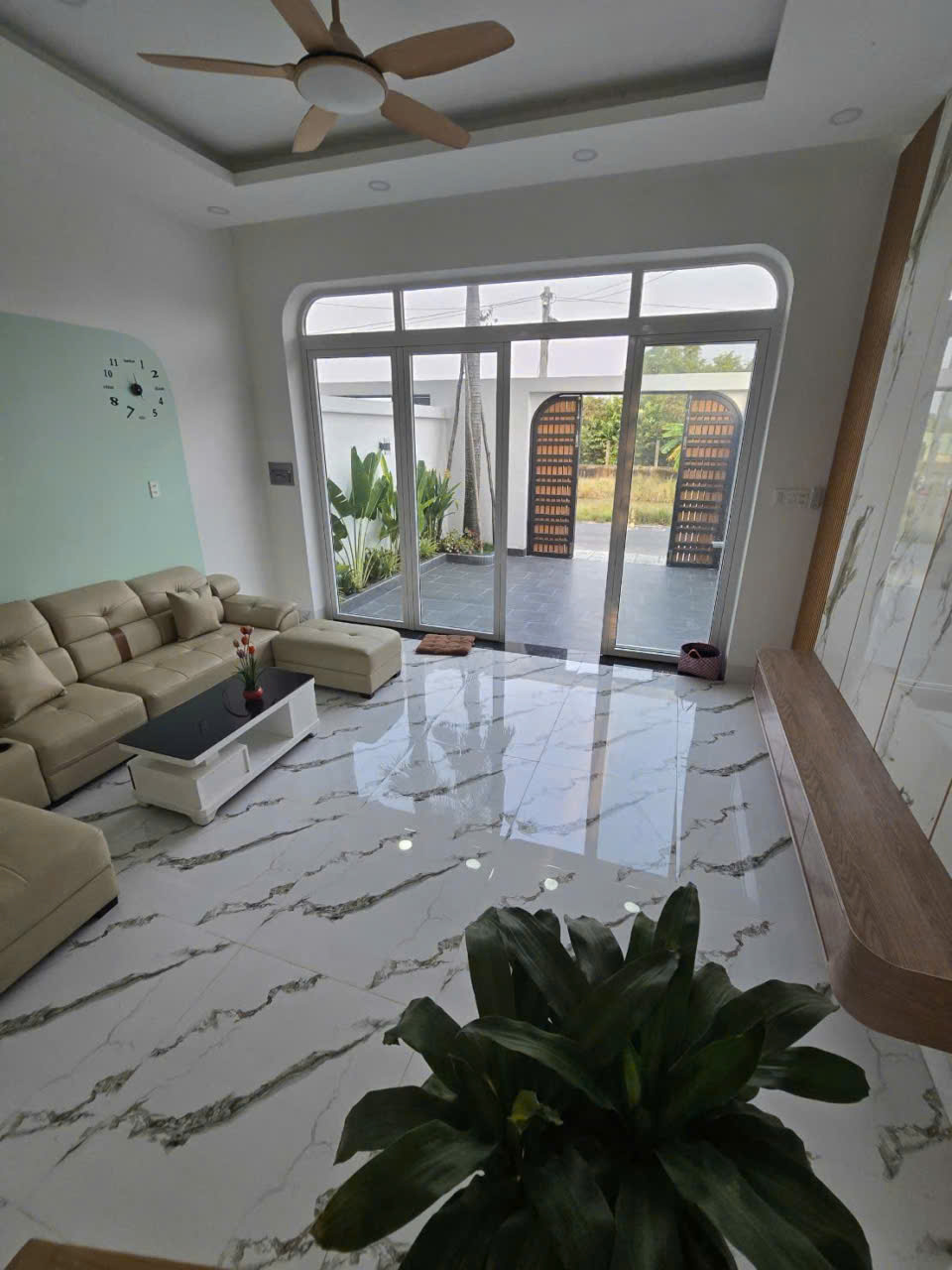 Bán 2 nhà mới xây Phước Vân dt 115m2 , 1 lầu,4pn,3wc hướng Đông Bắc giá 2,75 tỷ / căn 12