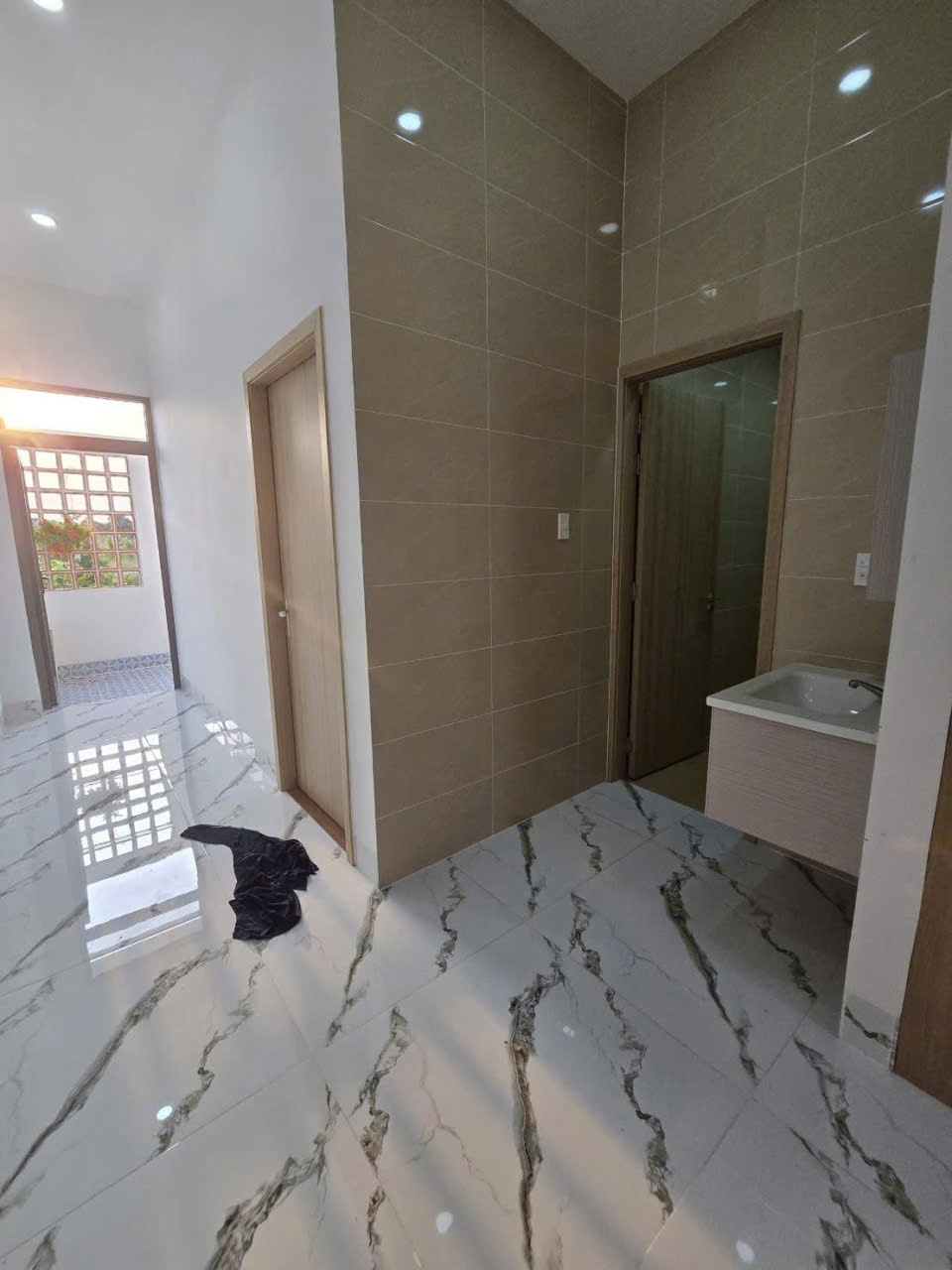 Bán 2 nhà mới xây Phước Vân dt 115m2 , 1 lầu,4pn,3wc hướng Đông Bắc giá 2,75 tỷ / căn 14