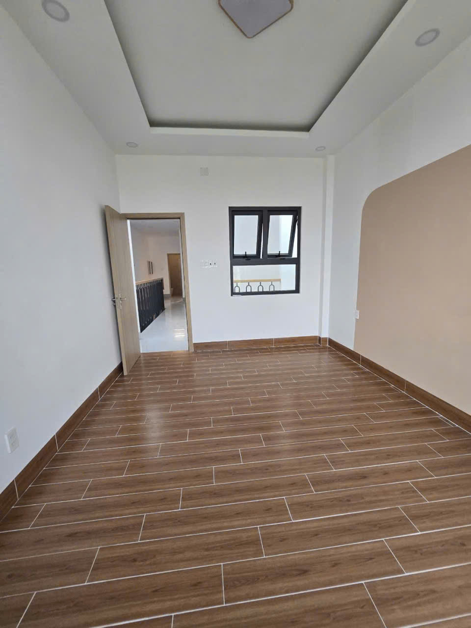 Bán 2 nhà mới xây Phước Vân dt 115m2 , 1 lầu,4pn,3wc hướng Đông Bắc giá 2,75 tỷ / căn 23