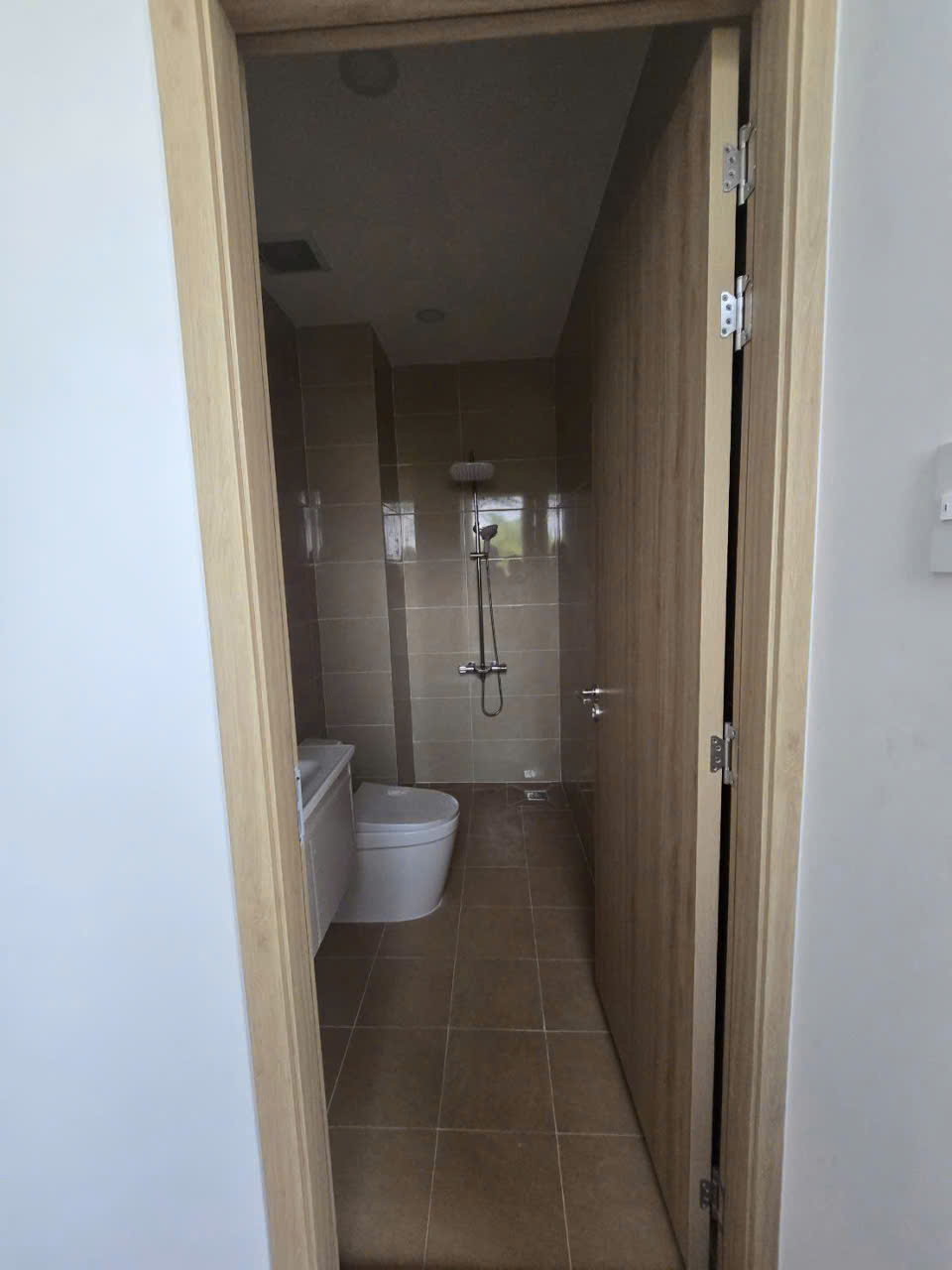 Bán 2 nhà mới xây Phước Vân dt 115m2 , 1 lầu,4pn,3wc hướng Đông Bắc giá 2,75 tỷ / căn 26