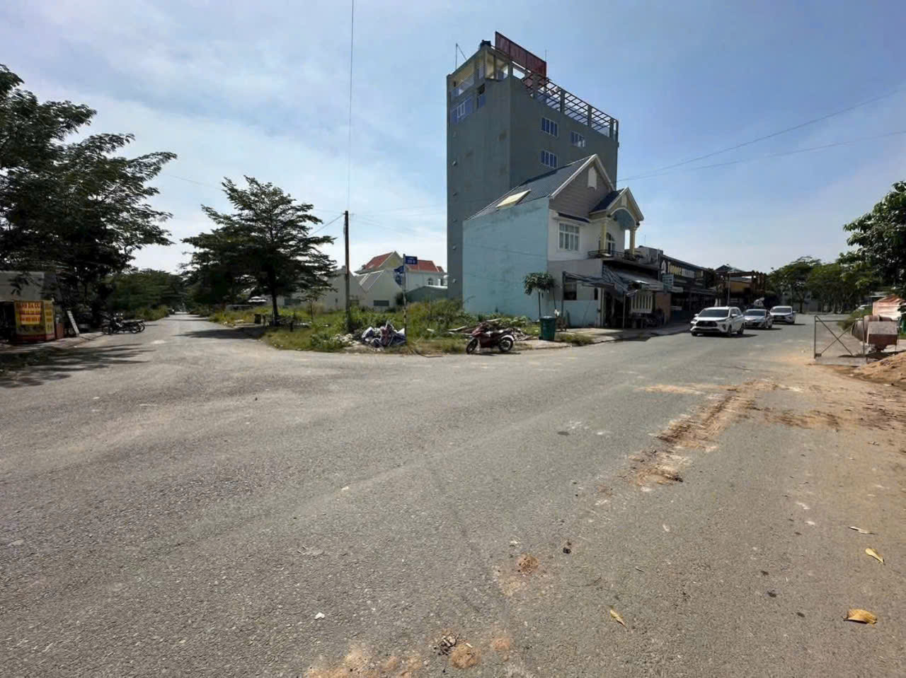 Bán đất thổ cư góc 2 mt đường KDC Hưng Gia, thị trấn Bến Lức dt 244,6m2 giá giảm còn 7,5 tỷ 4