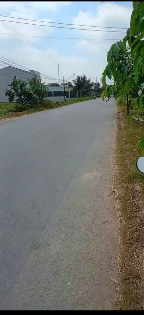 Bán đất mặt tiền đường Tân Hội , Đức Lập Thượng dt 1000m2 ( 300m2 thổ) giá 8,5 tỷ