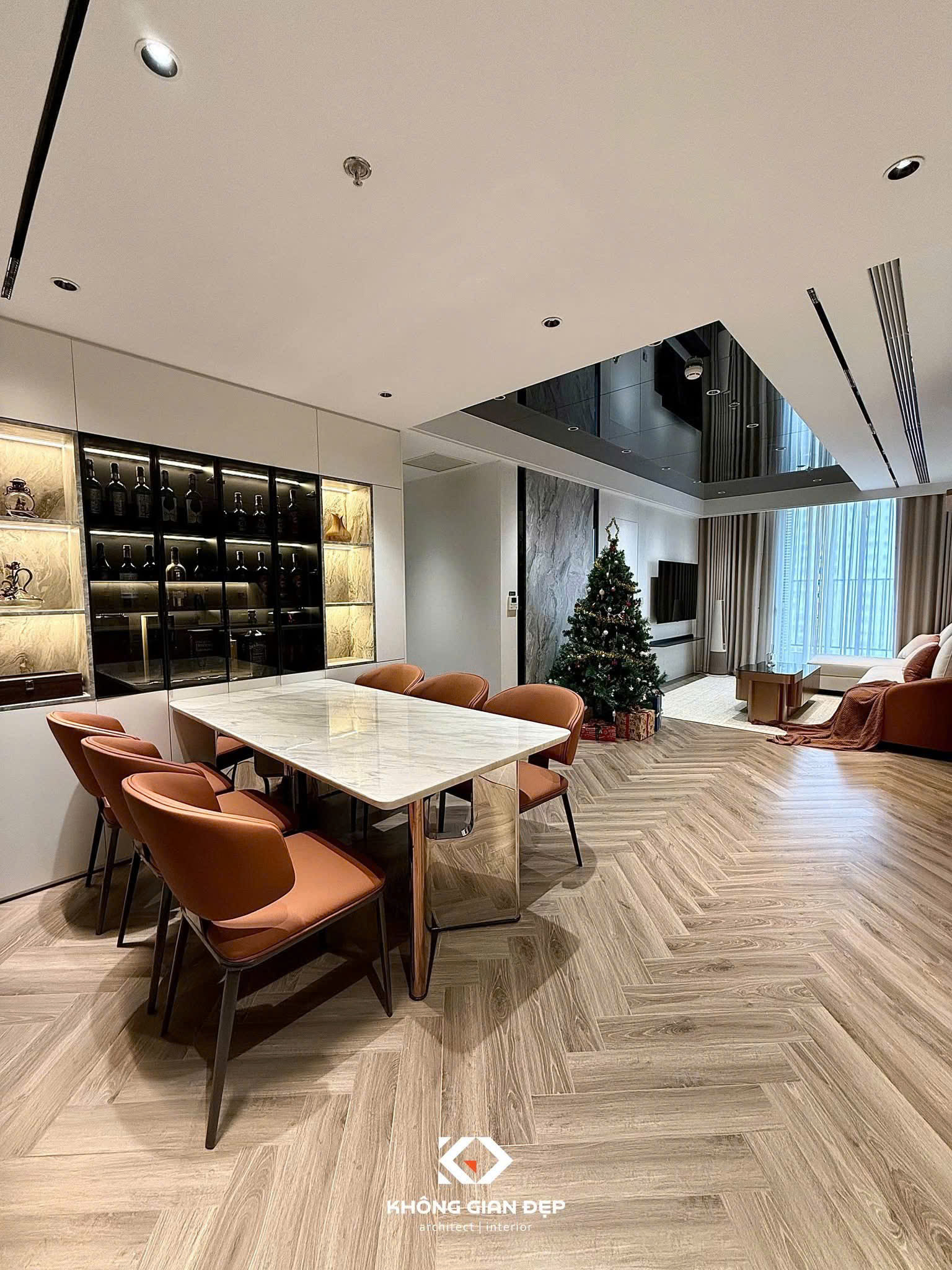 Bán Căn hộ chung cư Khai Sơn Long Biên- View đẹp- Full Nội thất- hỗ trợ vay 120m 3 ngủ nhỉnh 8 5