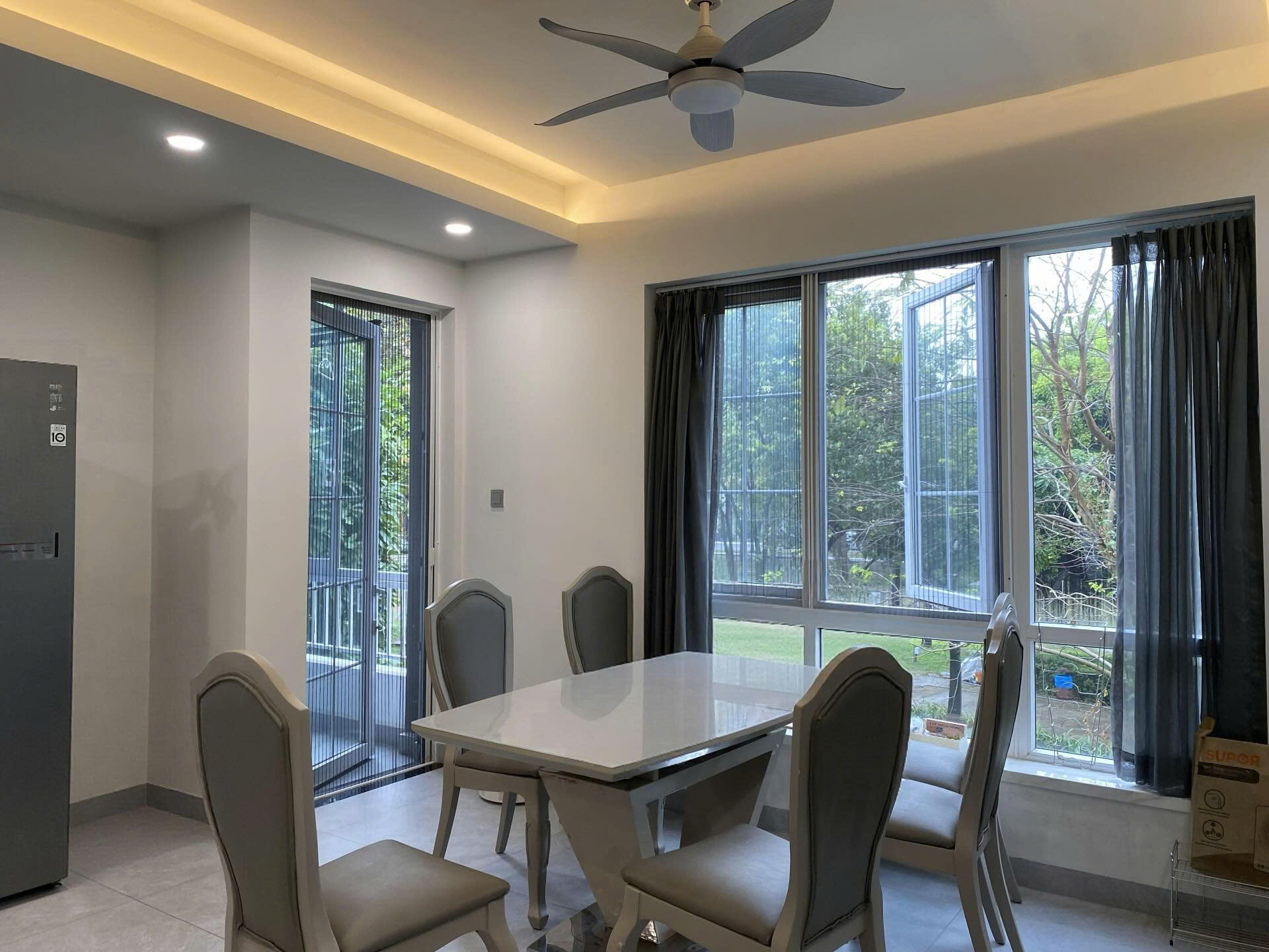 Cho thuê Biệt thự Phường Phú Hữu, Quận 9, Diện tích 360m², Giá 055 Triệu/tháng 2