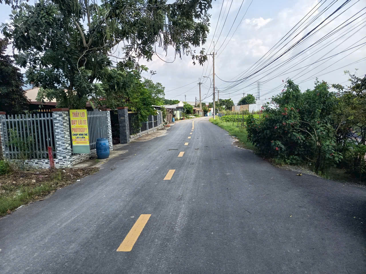 Bán đất thổ cư đường nhựa 1/ Bến Than , xã Hòa Phú dt 115m2 giá 2,5 tỷ 3