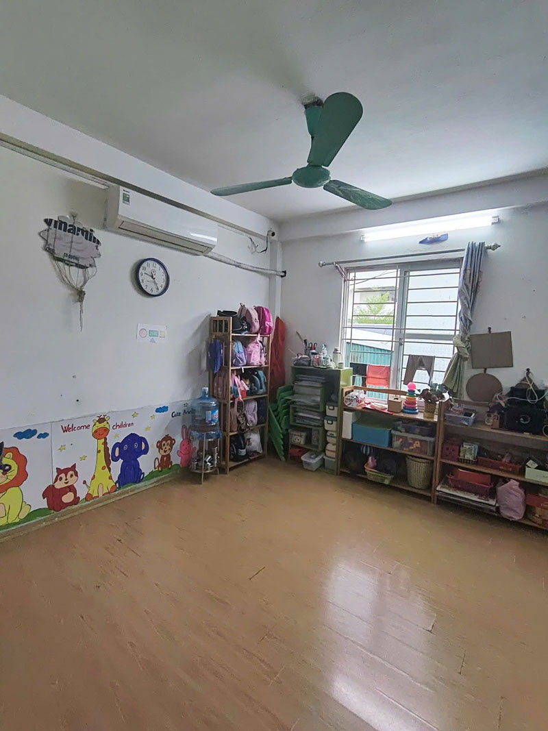 Cần bán 102m2 nhà 4 tầng mặt phố Chính Trung, Gia Lâm. Đang cho thuê dòng tiền ổn định 3