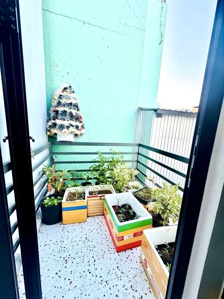 BÁN NHÀ Đ.TÔN ĐẢN 4 TẦNG VÀO Ở NGAY- NGANG ĐẸP 4.2M- CHỈ 5.2T- LƯU THÔNG Đ.SỐ- KHÁNH HỘI- HOÀNG 4