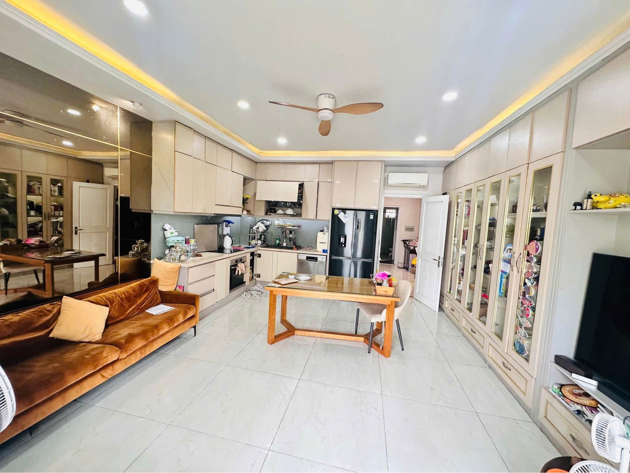 Cho thuê Nhà mặt tiền Phường Phước Long B, Quận 9, Diện tích 100m², Giá 30 Triệu/tháng 2