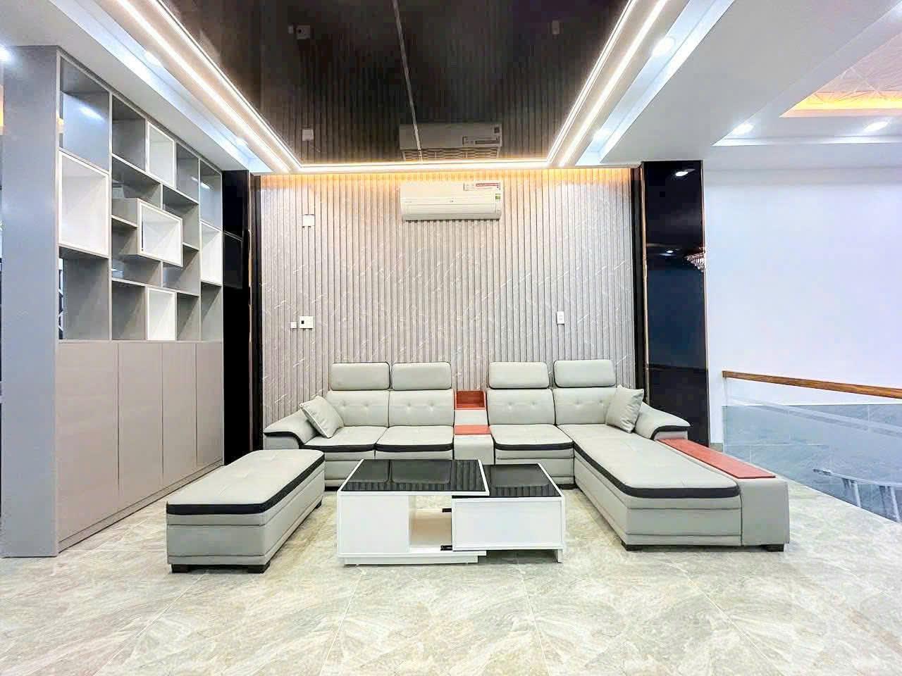 GIẢM THÊM 400 TRIỆU, NHÀ PHỐ LUNG LINH, 4 TẦNG, HẺM XE HƠI HUỲNH TẤN PHÁT, CÒN 8.1 TỶ 2