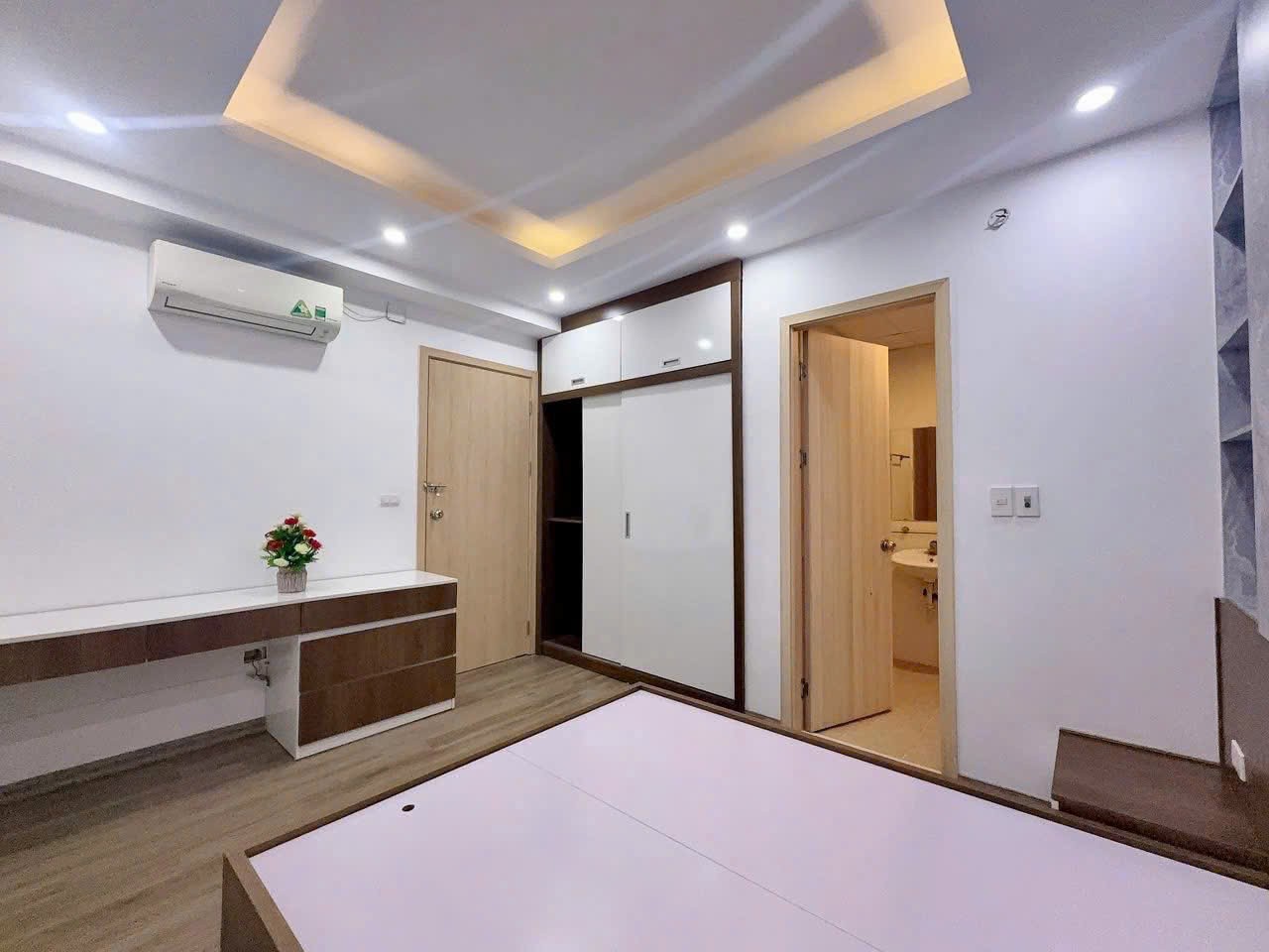 Chỉ 3,X Tỷ - Sở Hữu Ngay Căn Góc 80m2 chung cư Thanh Hà 3