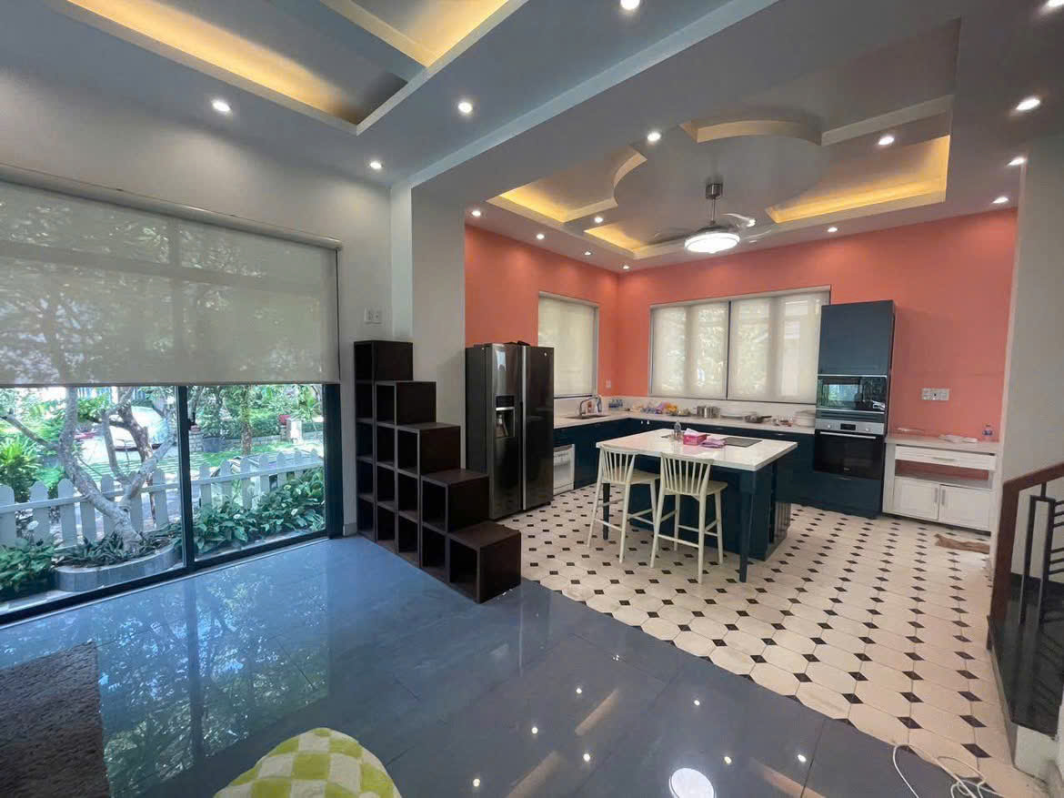 Cần bán Biệt thự Thủ Đức, Hồ Chí Minh, Diện tích 240m², Giá 018 Tỷ 3