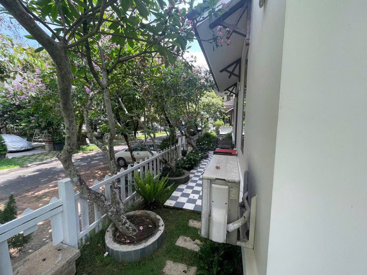 Cần bán Biệt thự Thủ Đức, Hồ Chí Minh, Diện tích 240m², Giá 018 Tỷ