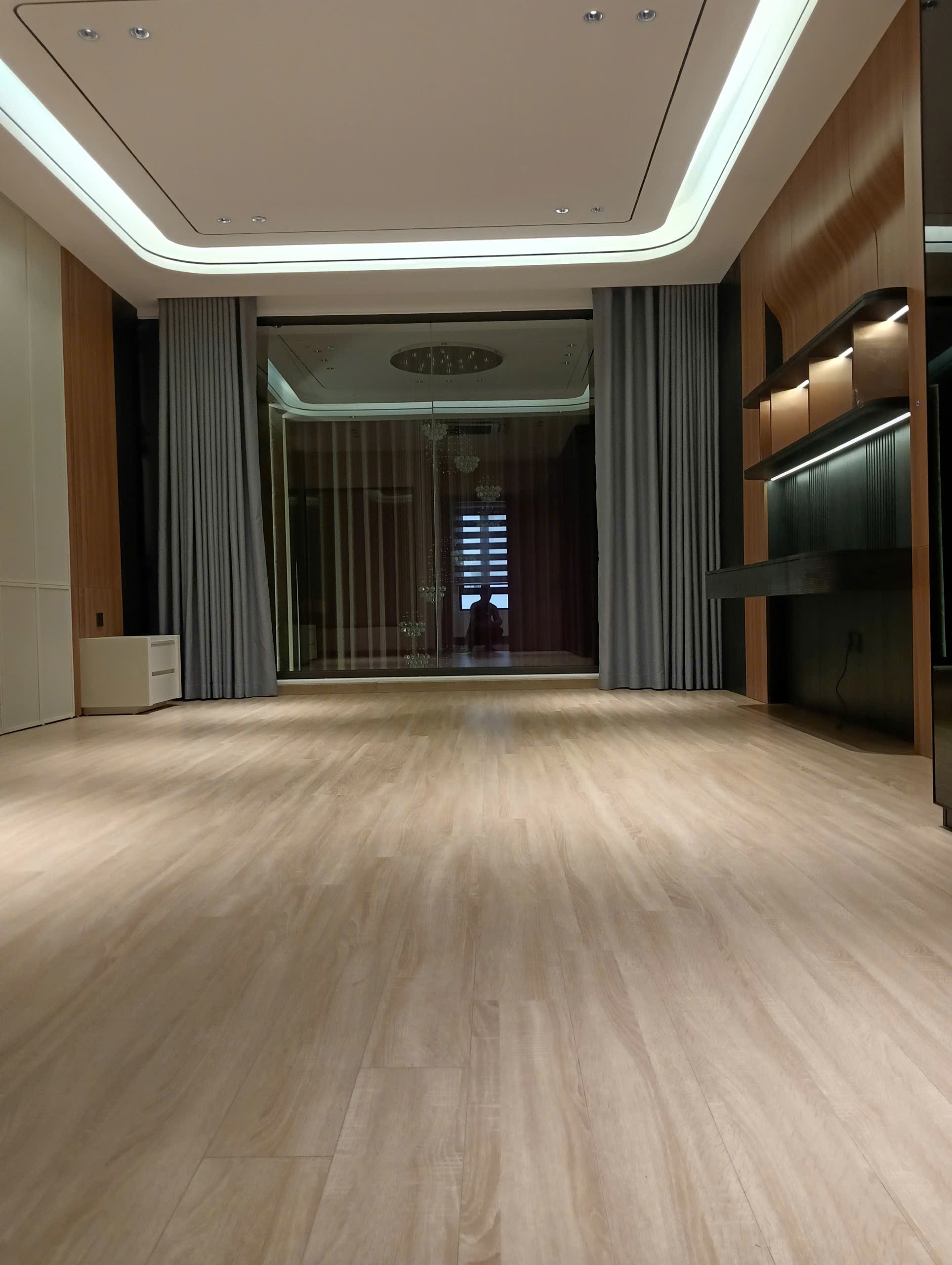 Bán nhà khu phân lô đường Nguyễn Văn Cừ - Long Biên - HN.