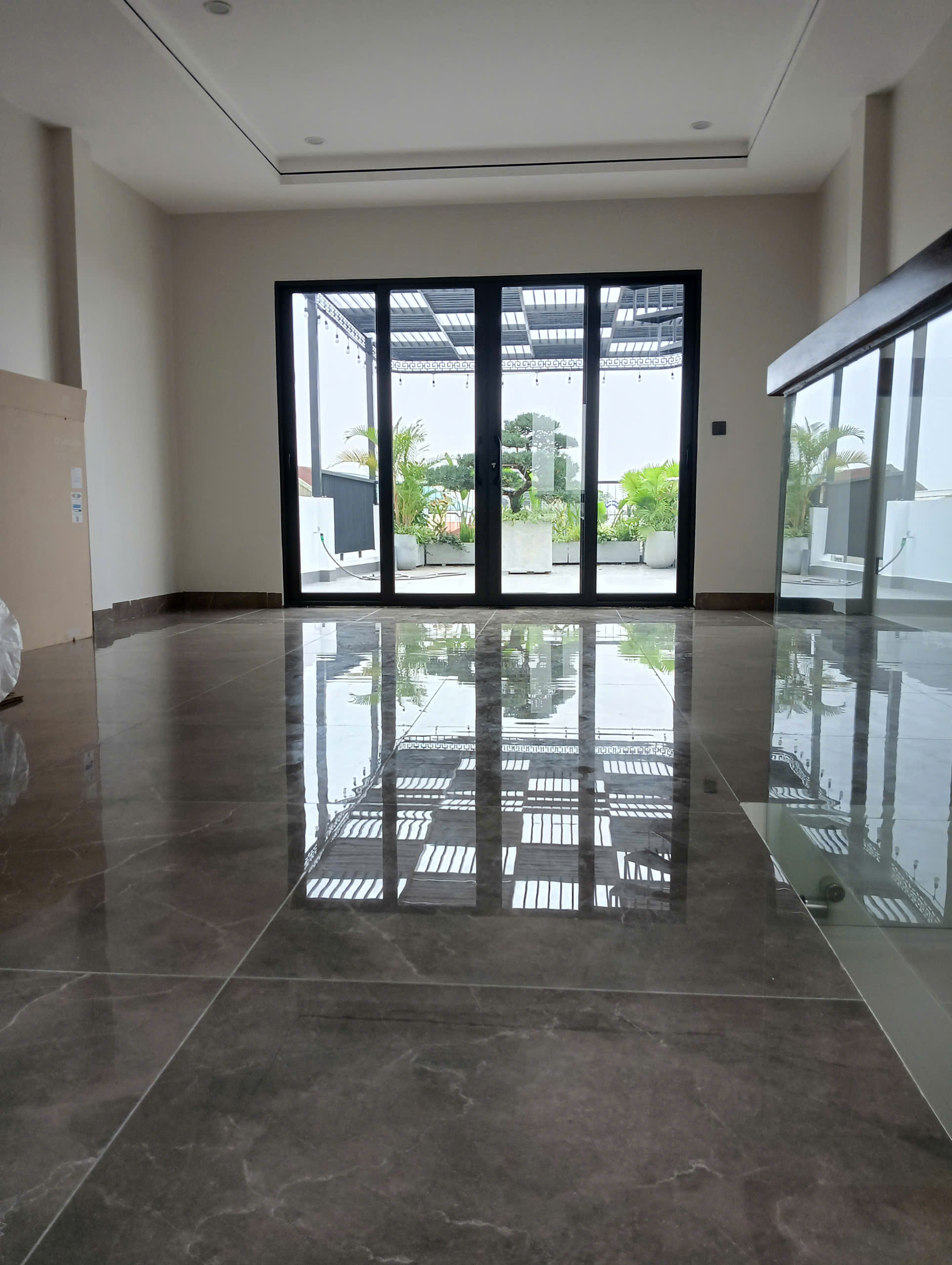 Bán nhà khu phân lô đường Nguyễn Văn Cừ - Long Biên - HN. 3