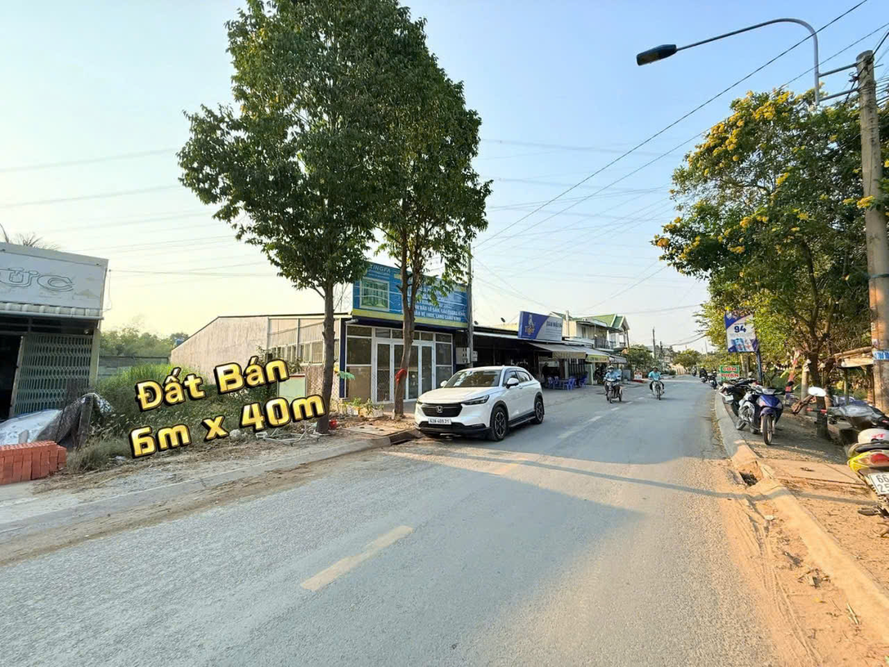 Bán đất thổ cư mt Nguyễn Văn Nhâm, xã Thanh Phú dt 235m2 giá 4,8 tỷ 3