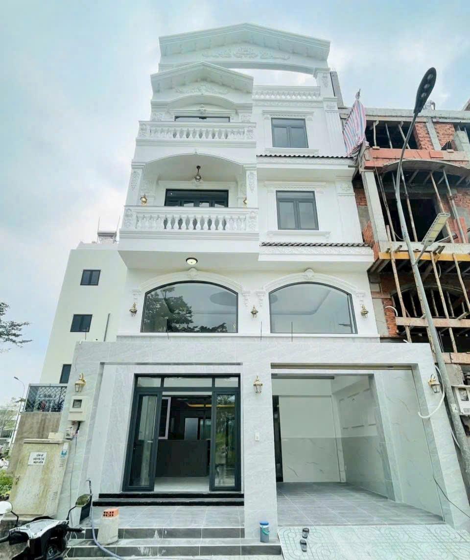 NHÀ MỚI 5 TẦNG, XE HƠI ĐẬU TRONG NHÀ, 7X12M, FULL NỘI THẤT