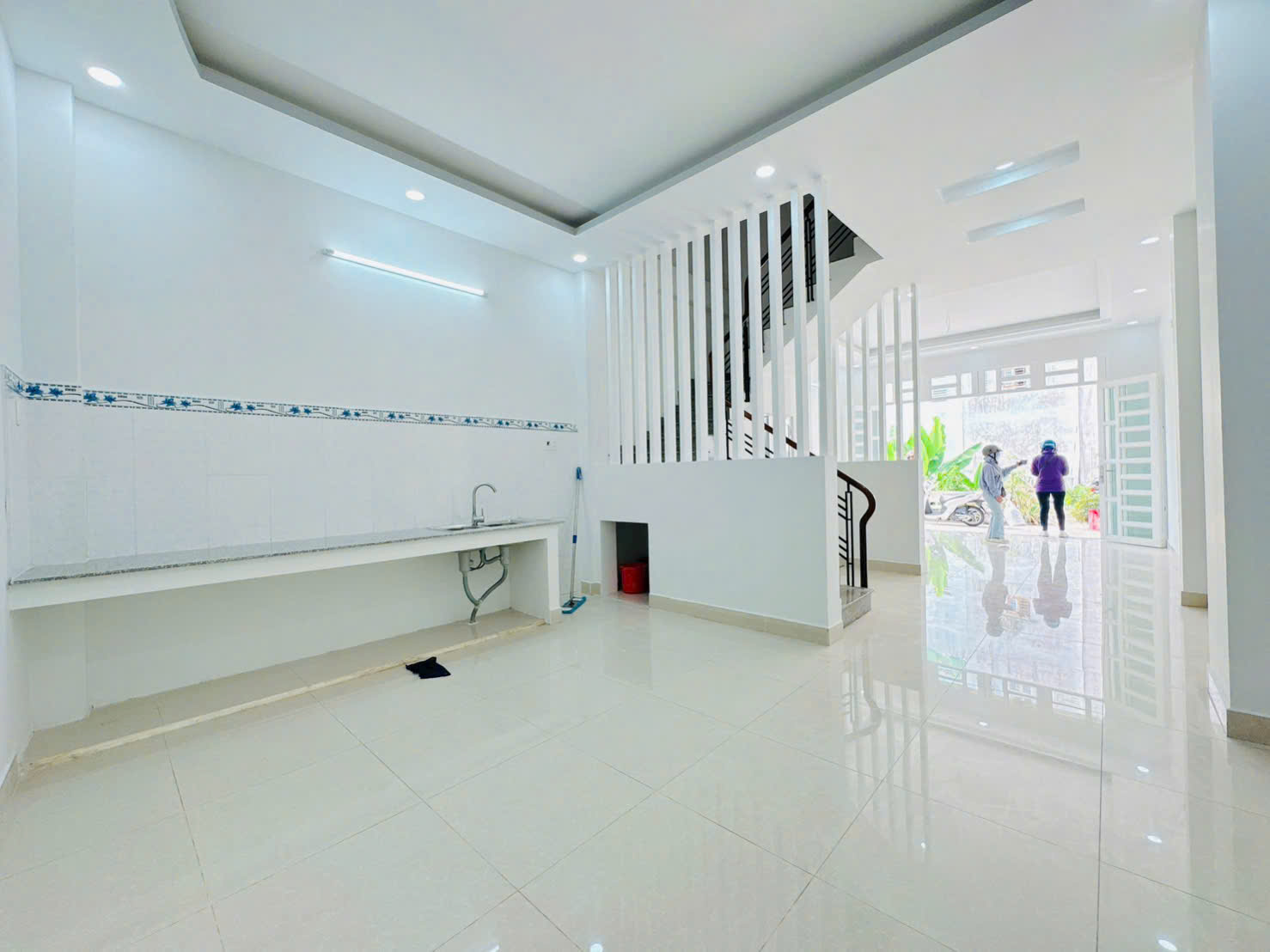 Siêu phẩm 4 tầng Q7 sát Phú Mỹ Hưng, SHR hoàn công đủ, giá 5.99 tỷ 4