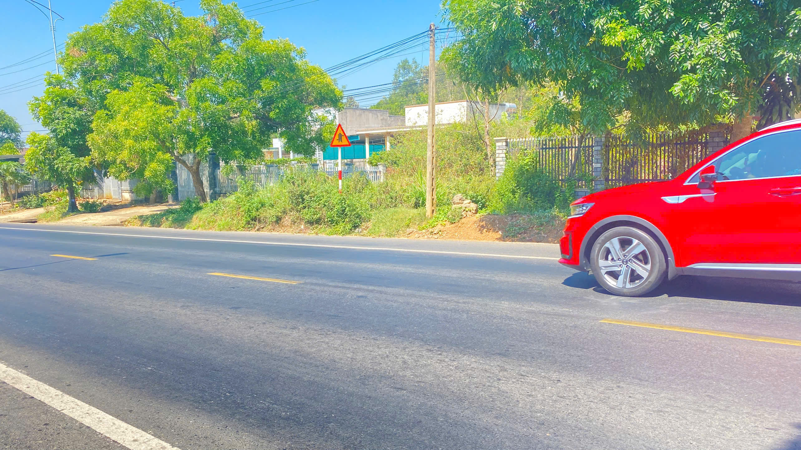 Đất mặt tiền quốc lộ 20, phú hội cũ, đức trọng, lâm đồng 2