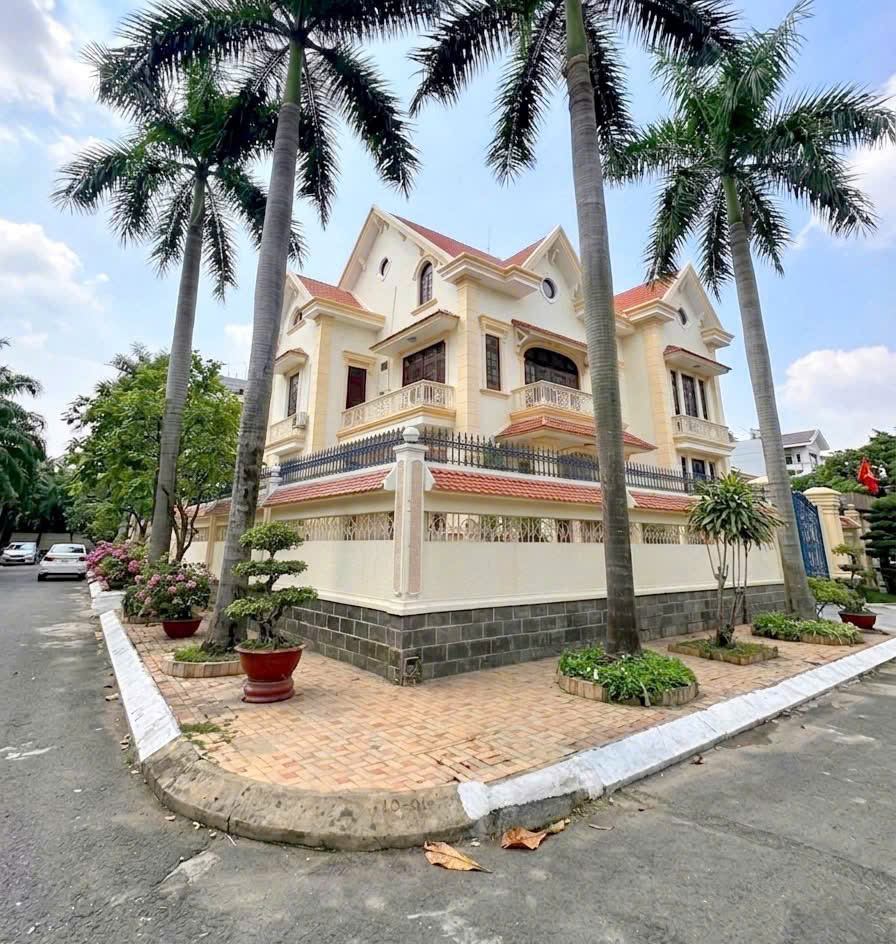 Cho thuê Biệt thự Phường Thảo Điền, Quận 2, Diện tích 500m², Giá 125 Triệu/tháng 2