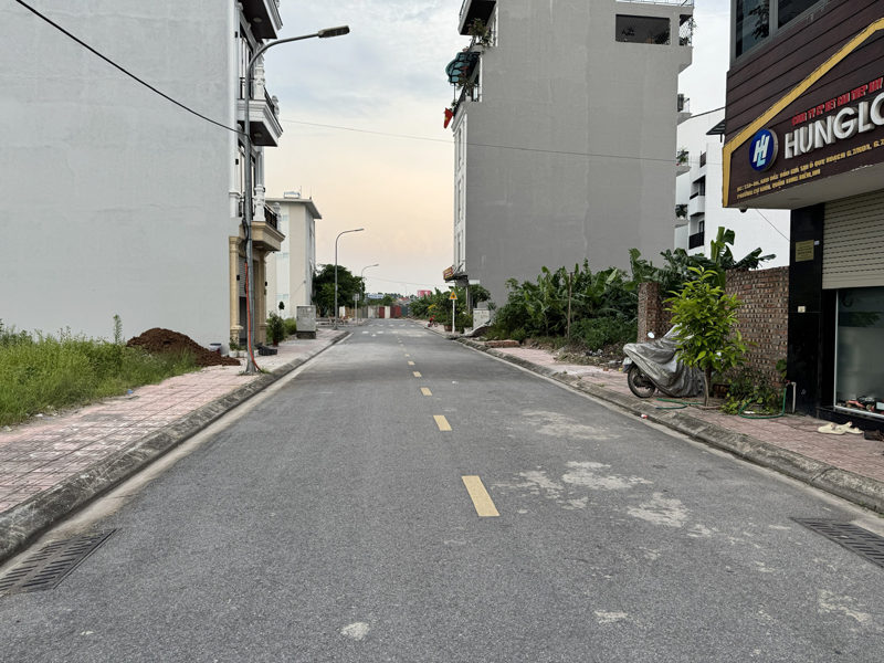 Bán Đất Cự Khối: 71,5m2 – Gần Công Viên Hồ Điều Hòa – Hạ Tầng Đồng Bộ 13m, Sau Có Đường 4m 5