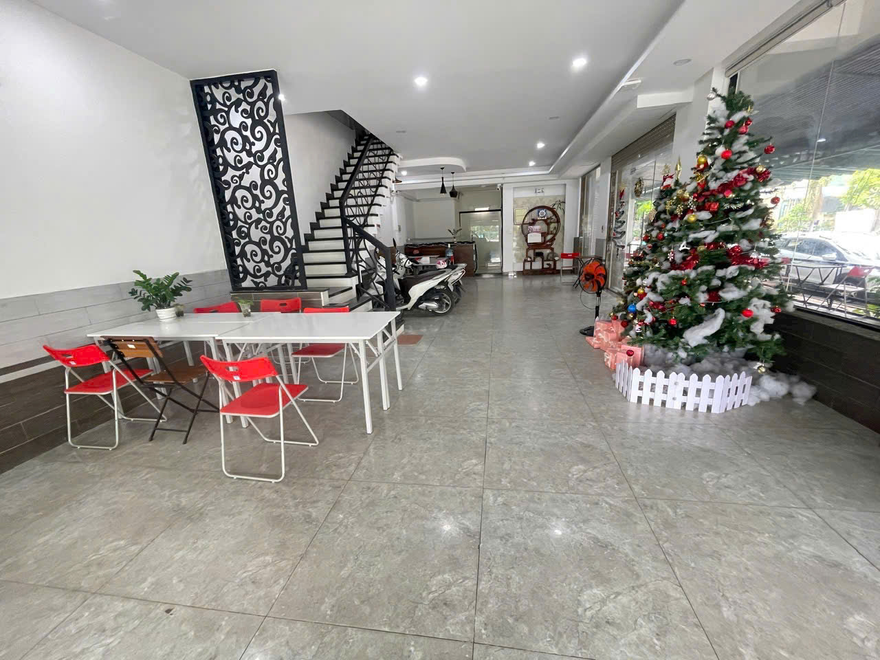 Cho thuê Nhà mặt tiền Phường Phú Hữu, Quận 9, Diện tích 216m², Giá 50 Triệu/tháng 4