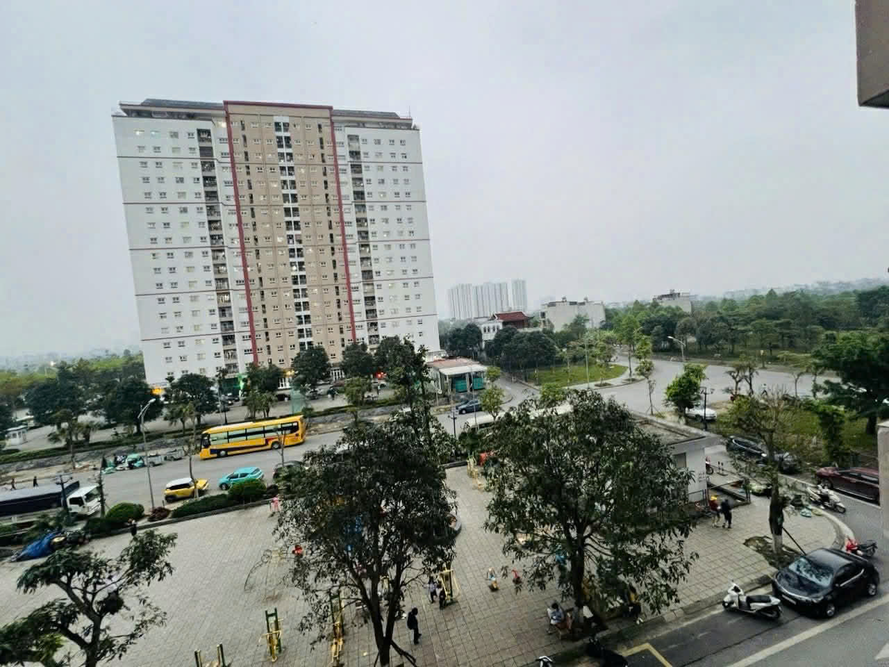 Chủ nhà cần tiền bán gấp căn hộ 2 ngủ 2wc chung cư Thanh Hà 4