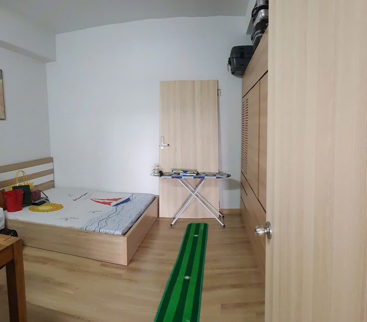 Cần bán căn hộ tầng trung view hồ 80m2 tại Thanh Hà- Hà Đông 4