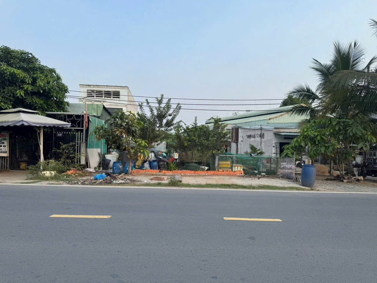 Bán đất mặt tiền Mai Bá Hương,Lê Minh Xuân dt 1000m2 (gần 800m2 thổ cư) giá giảm còn 18 tỷ