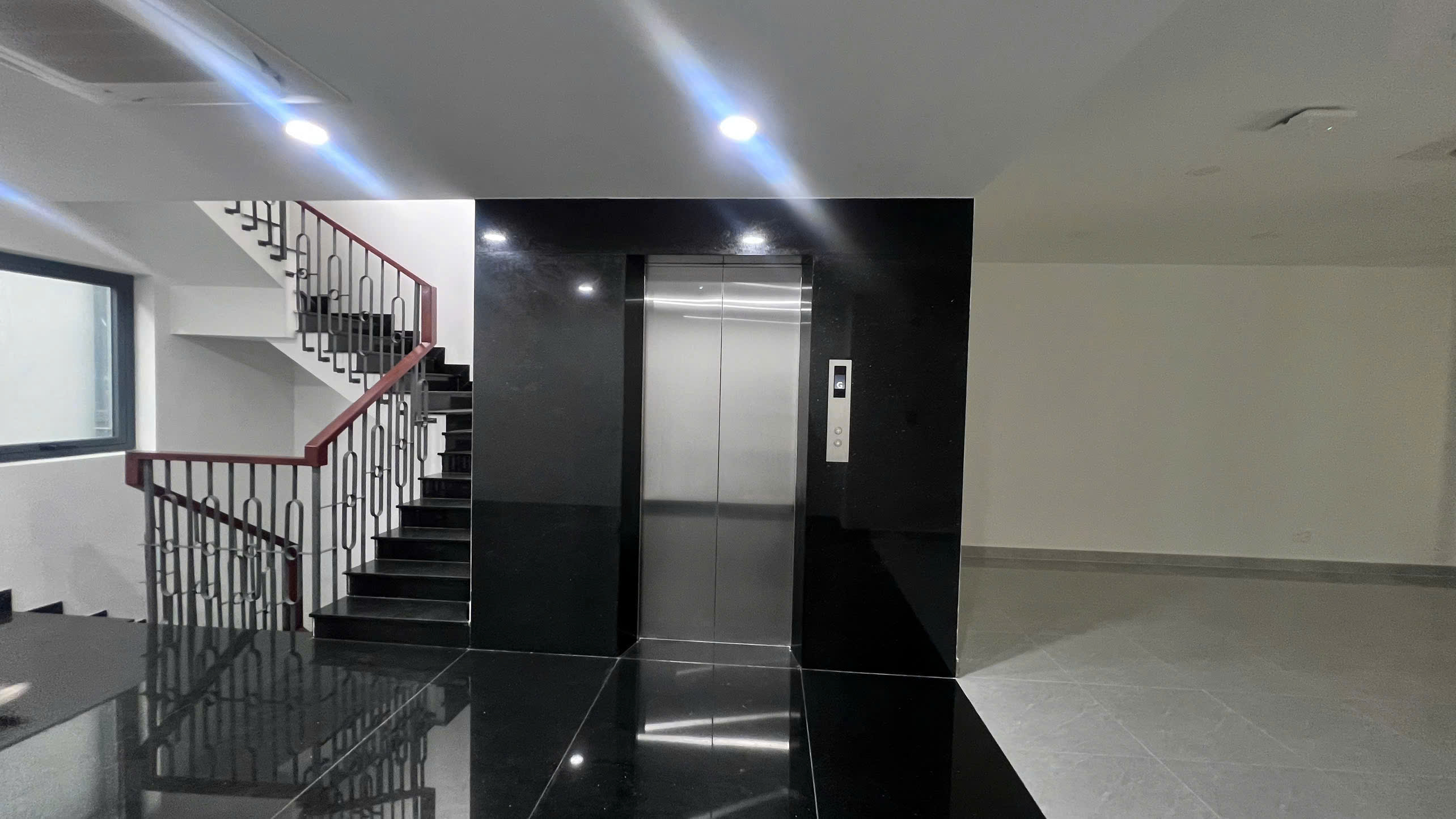 Cho thuê Nhà mặt tiền Phường 3, Quận 3, Diện tích 144m², Giá 300 Triệu/tháng