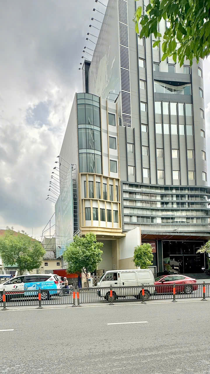 Cho thuê Nhà mặt tiền Phường 3, Quận 3, Diện tích 144m², Giá 300 Triệu/tháng 3