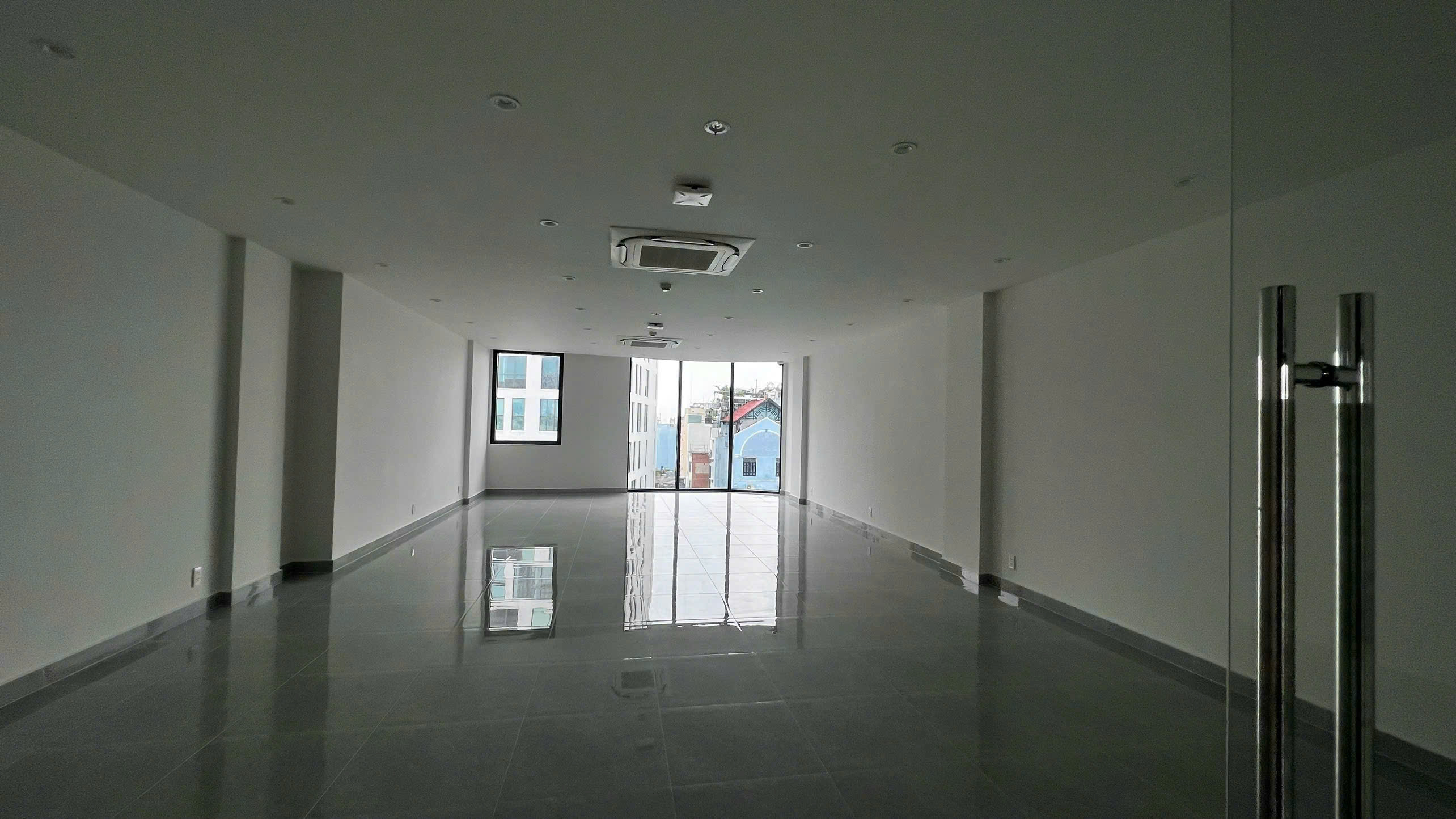 Cho thuê Nhà mặt tiền Phường 3, Quận 3, Diện tích 144m², Giá 300 Triệu/tháng 4