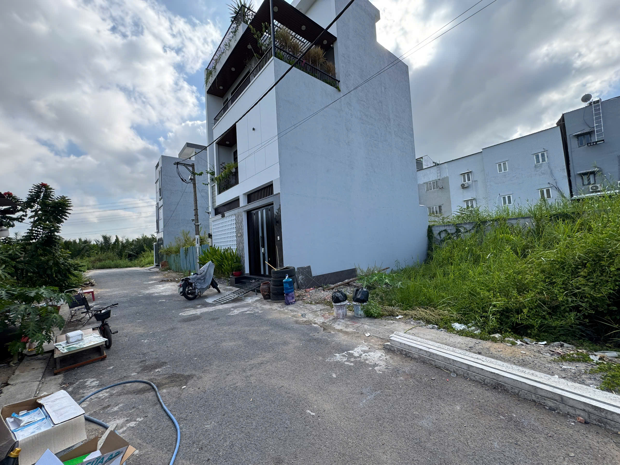 HÓT - GẤP BÁN ĐẤT PHƯỚC KIỂNG 5.8 x 22 CHỈ 5 TỶ 150 ĐƯỜNG 8M 3