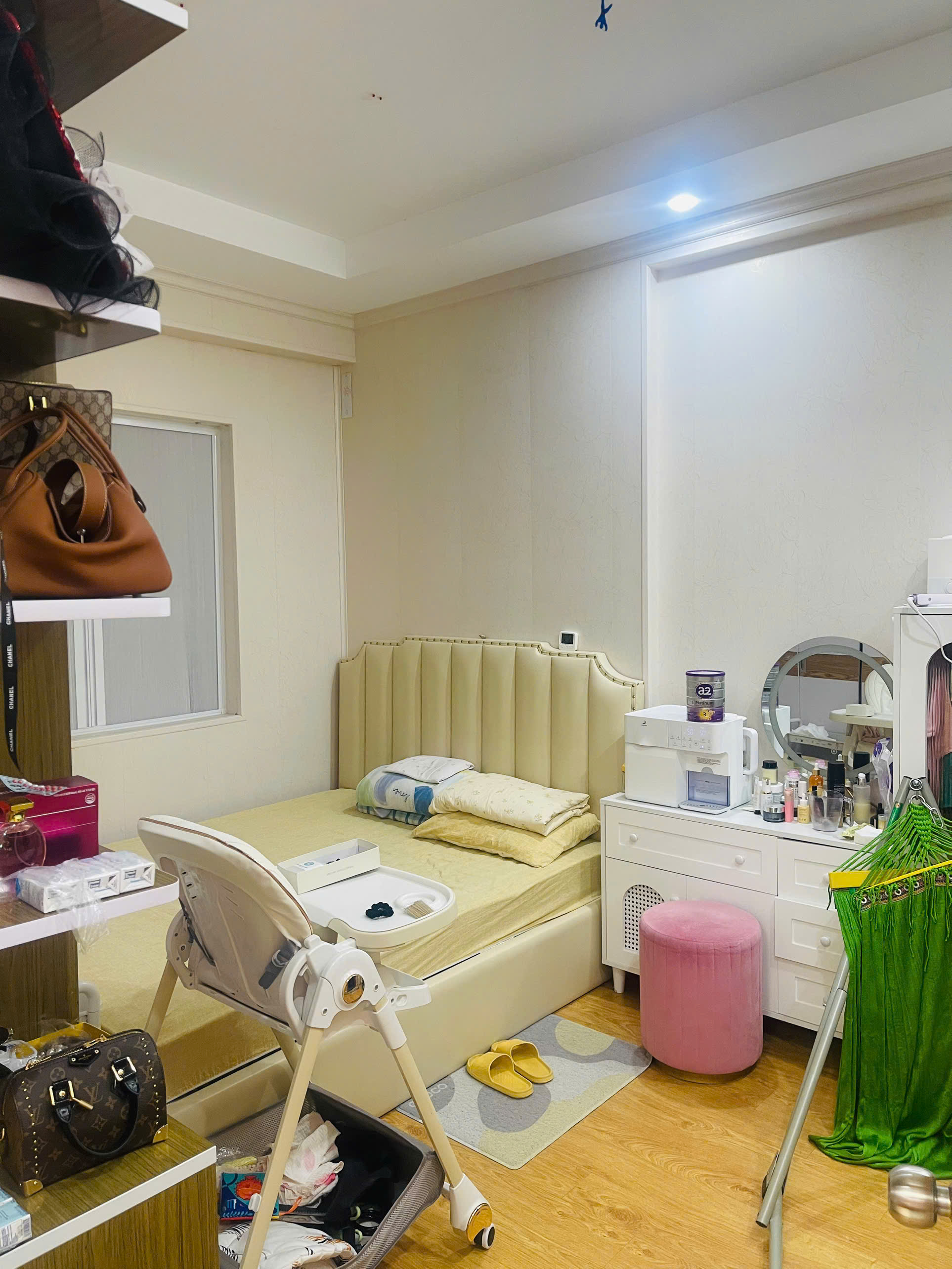 Chính chủ gửi bán Căn góc phụ full đồ view hồ chung cư Thanh Hà 4