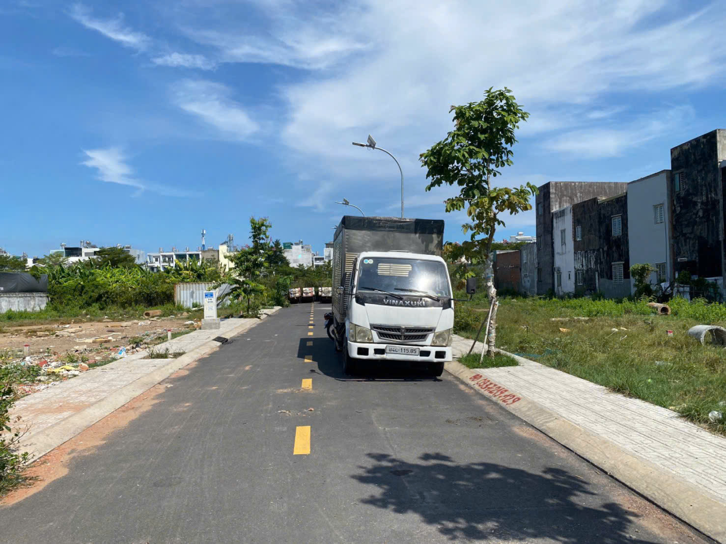 HÓT - GẤP BÁN ĐẤT 4 X 19 CHỈ 4 TỶ 8 ĐƯỜNG 8M 4