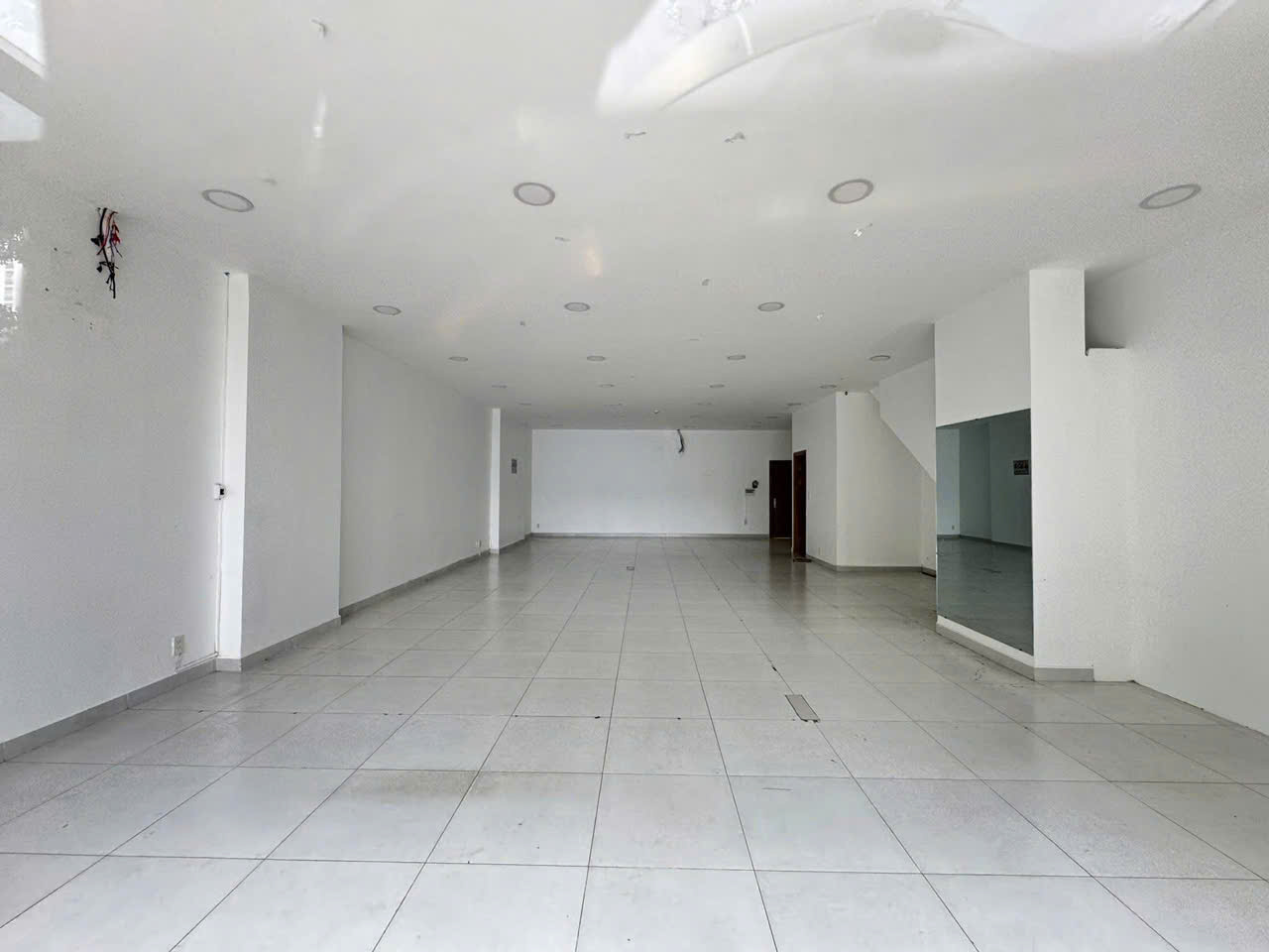 Cho thuê Cửa hàng - Kiot - Mặt bằng Quận 2, Hồ Chí Minh, Diện tích 112m², Giá 32 Triệu/tháng