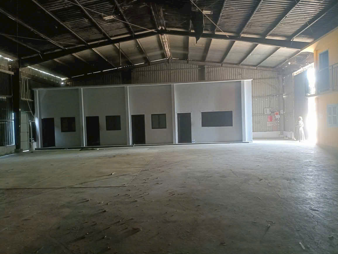 Cho thuê Nhà mặt tiền Phường Phú Hữu, Quận 9, Diện tích 1050m², Giá 70 Triệu/tháng 2