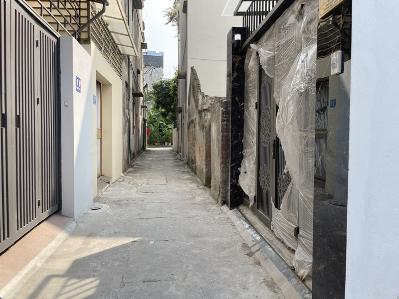 Anh Linh bán 50,8m2 đất ngõ thông Phố Trạm, lấy tiền cho vợ đi nghiên cứu sinh, gần Aeon, đầu tư 3