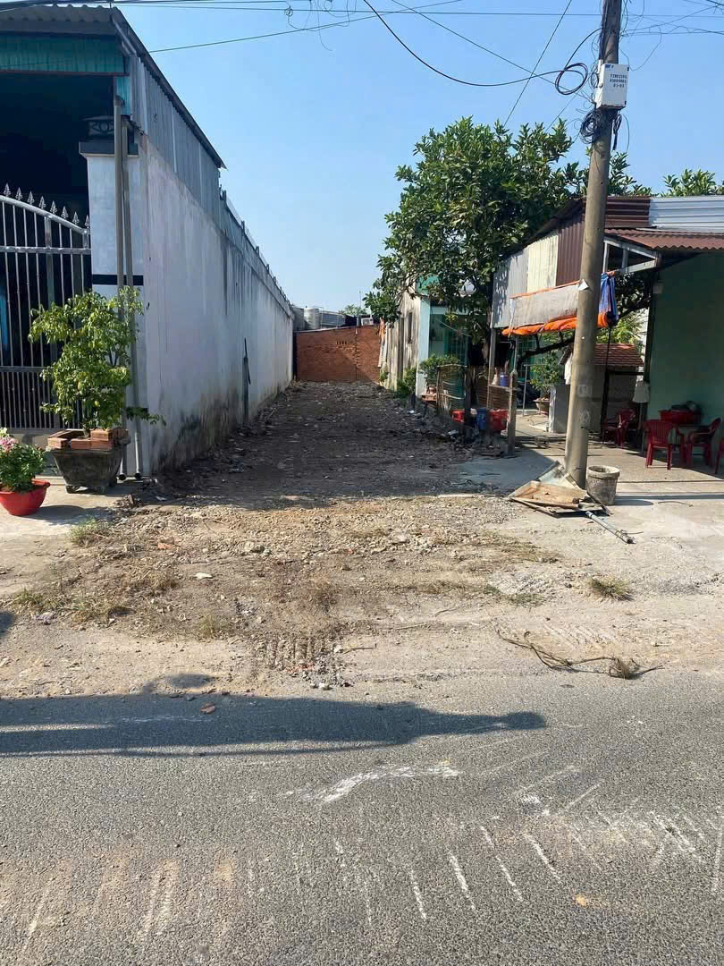 Bán đất mặt tiền Trần Thị Lan, Tân Thạnh Tây dt 166,5 m2 full thổ giá 2,8 tỷ 3