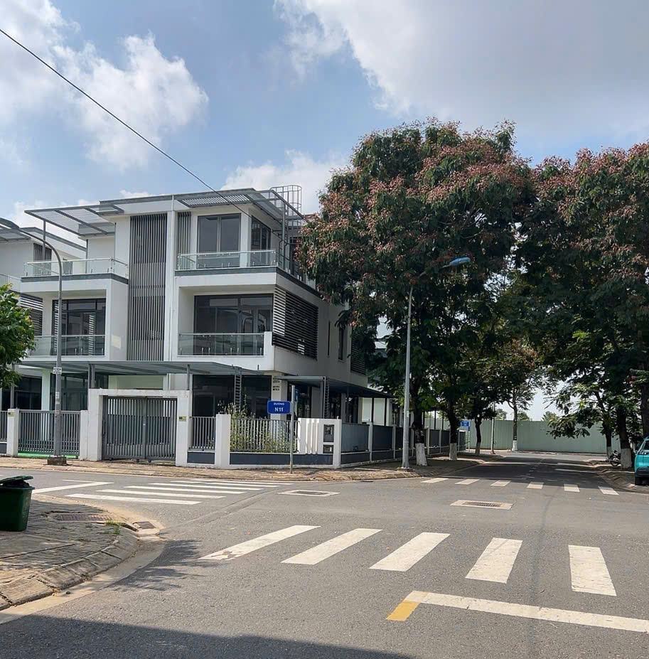 Cần bán Biệt thự Phường Long Trường, Quận 9, Diện tích 155m², Giá 13.5 Tỷ 3