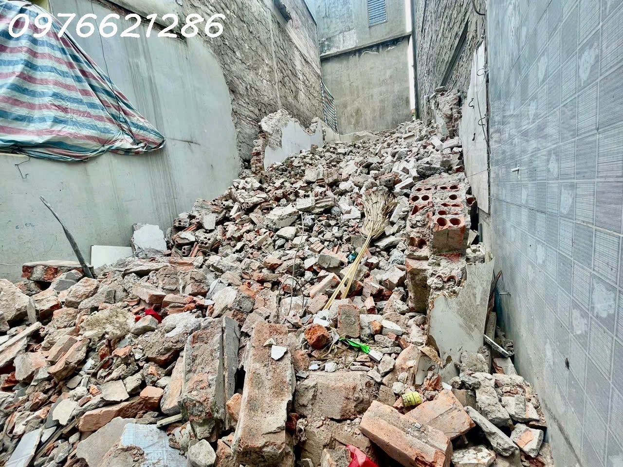 HIẾM – VIỆT HƯNG – 50m² – MT = HẬU – Ô TÔ QUA – 9 TỶ 3