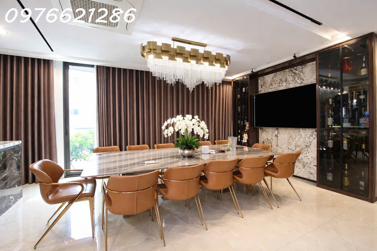 VIP – TÒA NHÀ 6 TẦNG THANG MÁY – VIỆT HƯNG – 66m² – GARA 2 Ô TÔ – 19 TỶ