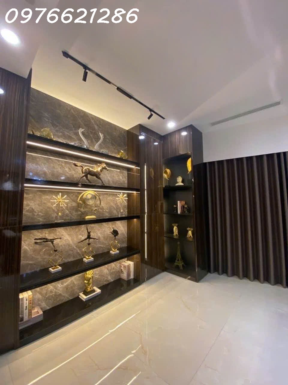 VIP – TÒA NHÀ 6 TẦNG THANG MÁY – VIỆT HƯNG – 66m² – GARA 2 Ô TÔ – 19 TỶ 4