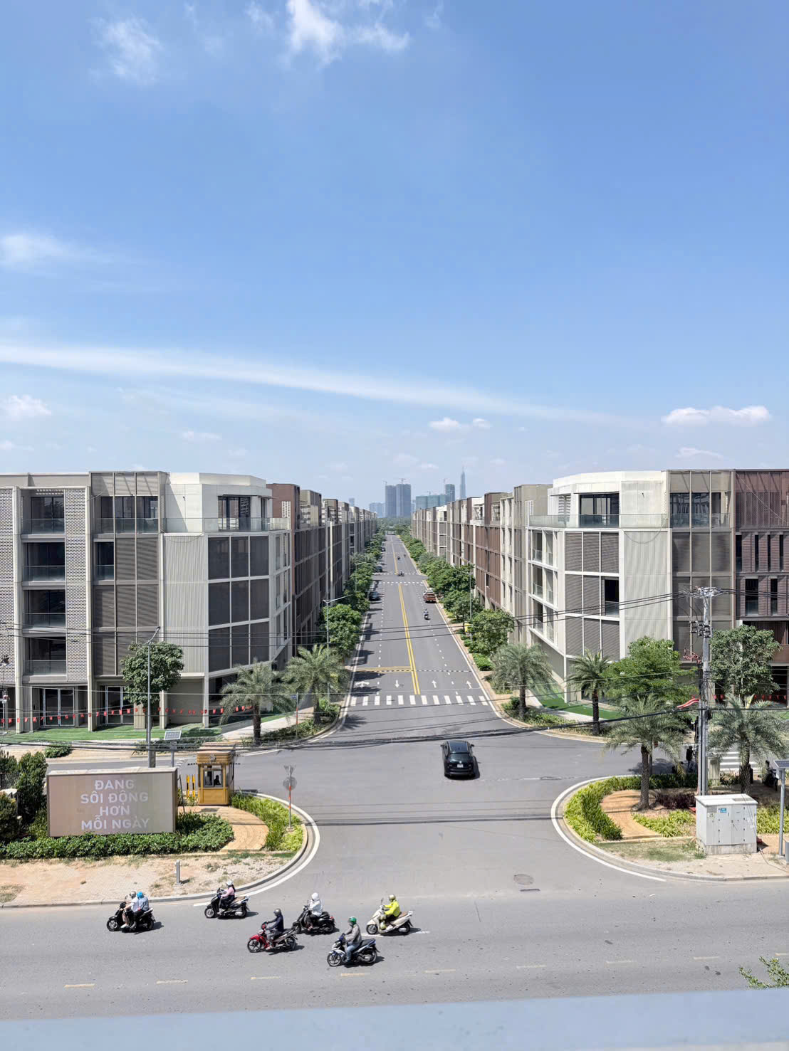 Cho thuê Nhà mặt tiền Phường Phước Long B, Quận 9, Diện tích 125m², Giá 80 Triệu/tháng 6