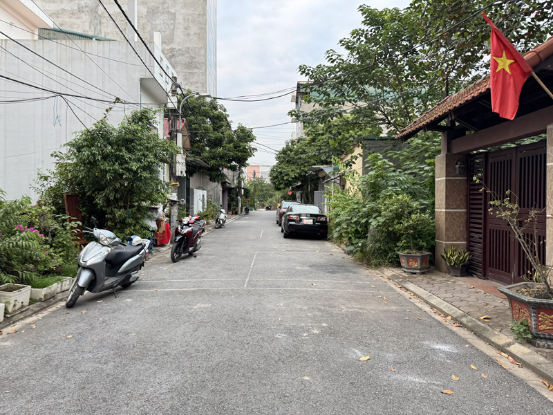 Bán Nhà C4 Tái Định Cư Cổ Bi 122,5m2 - Mặt Tiền 6,86m - Ô Tô Tránh - Tiện Ích Đầy Đủ