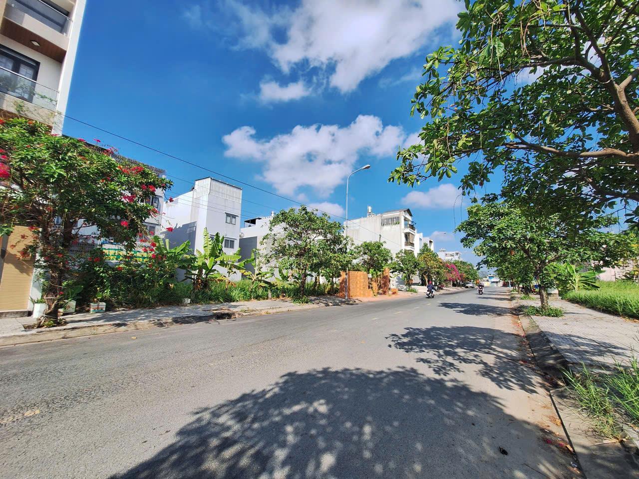 NỀN ĐẤT ĐƯỜNG 16M, CẠNH LÊ VĂN LƯƠNG, 5X19M, 7.2 TỶ, SỔ RIÊNG, XÂY TỰ DO 2