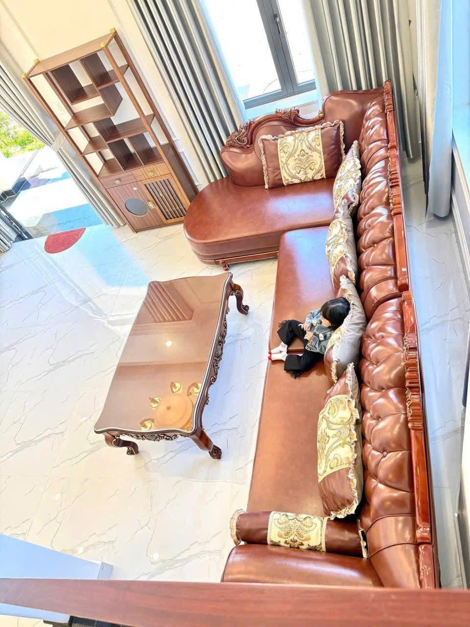 Cho thuê villa 5 phòng Royal Villa Măng Lin Phường 7 Đà Lạt 2