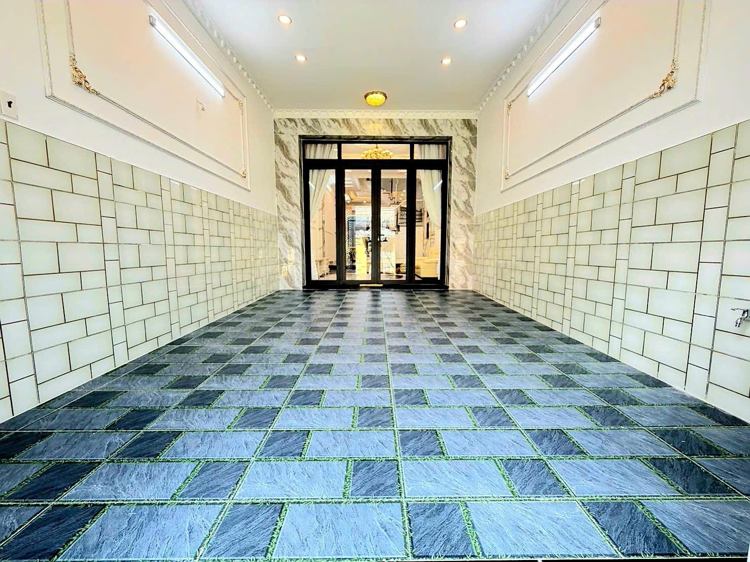 NHÀ HẺM XE HƠI HUỲNH TẤN PHÁT, 4X19M, 3 TẦNG, 7.2 TỶ, CẠNH PHÚ MỸ HƯNG 2