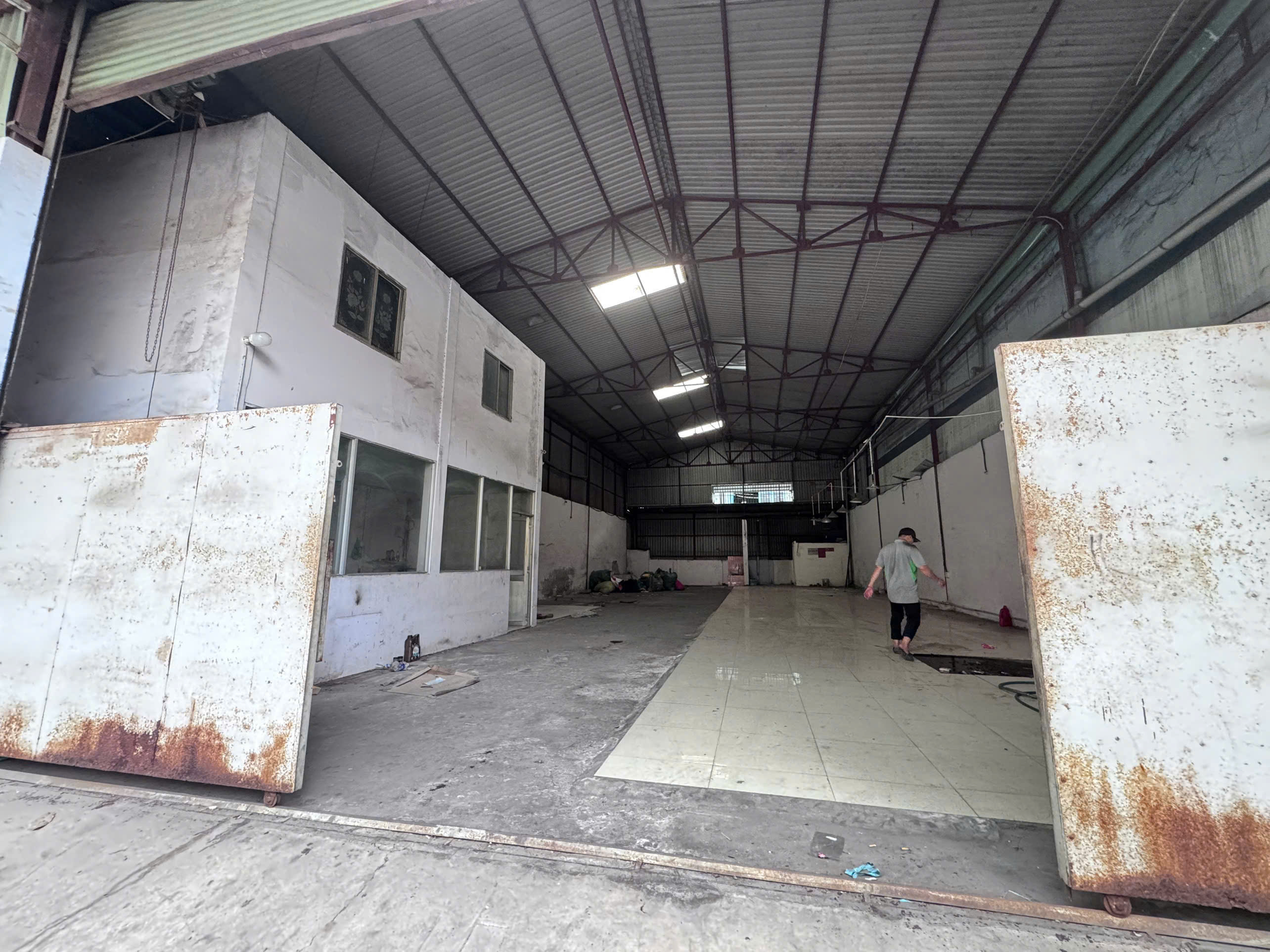 Cho thuê Kho - Nhà xưởng Quận 8, Hồ Chí Minh, Diện tích 293m², Giá 40 Triệu/tháng